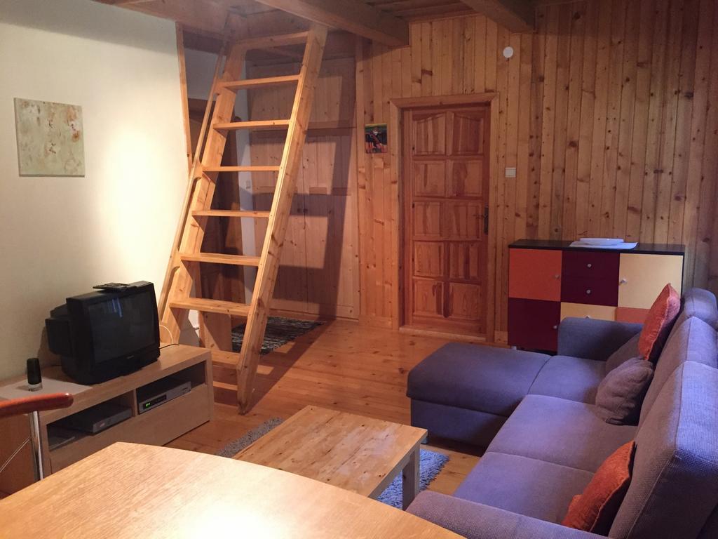 Apartments Huty Bagian luar foto